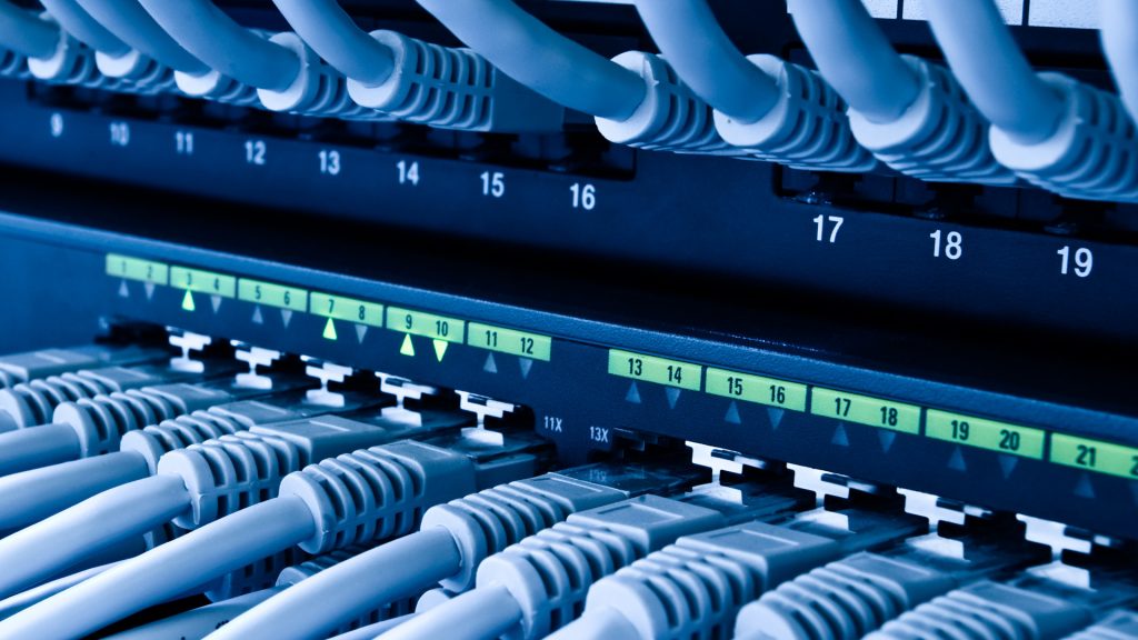 ¿Cómo los modelos de trabajo híbridos están alterando las estrategias Cloud?