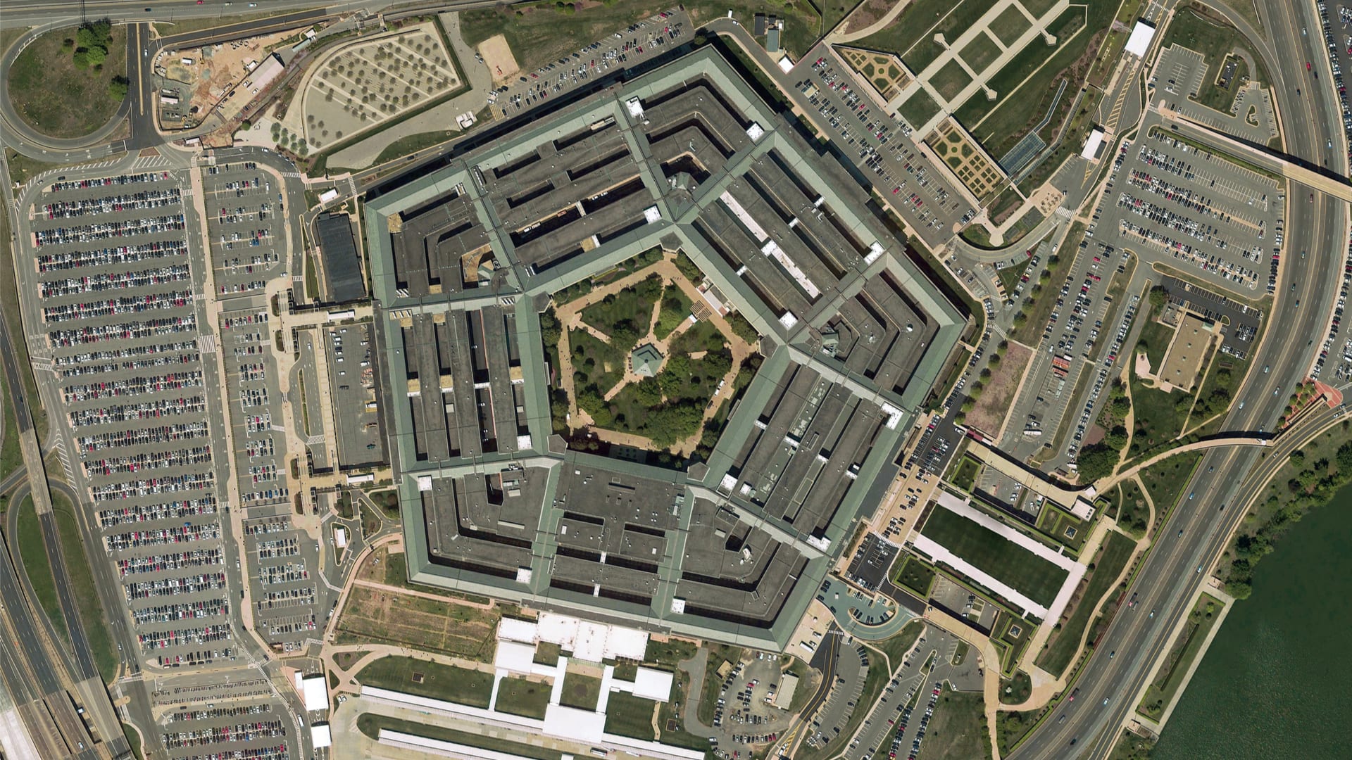 AWS critica la victoria del JEDI de Microsoft en una nueva denuncia