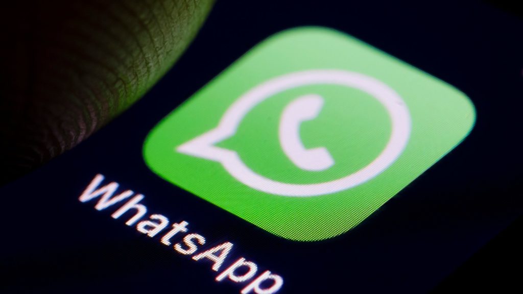 WhatsApp sigue adelante con los cambios de privacidad a pesar de las críticas