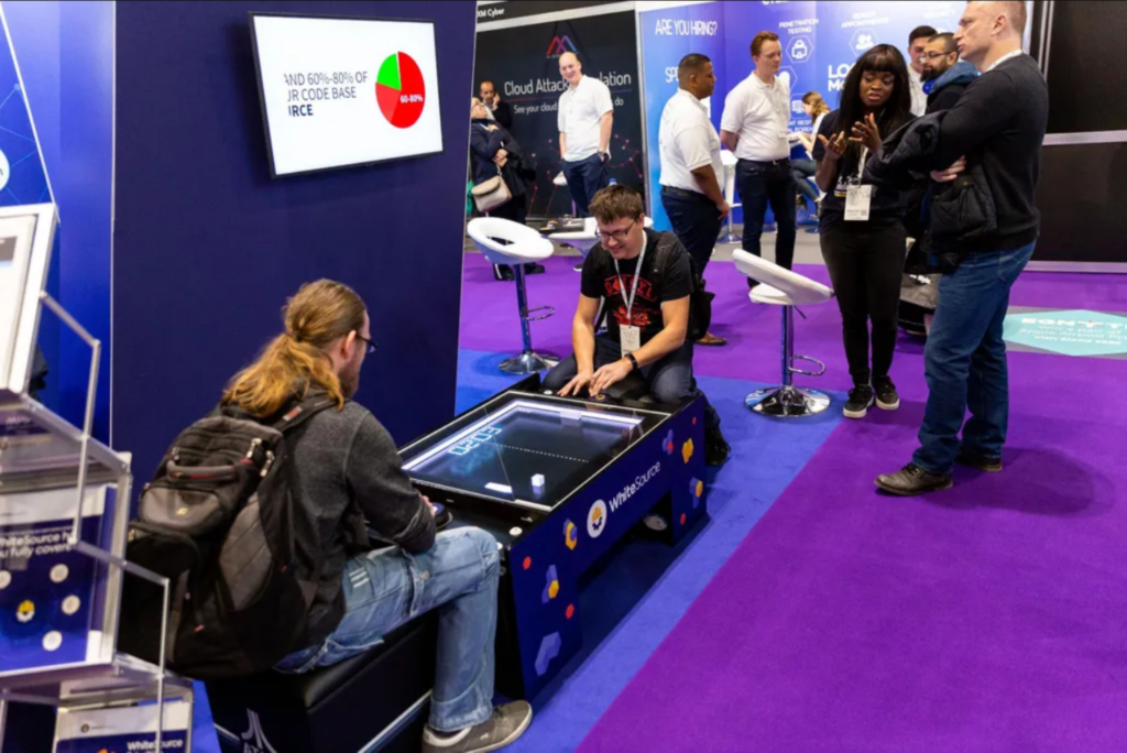 Nube y ciberseguridad 2021: COVID-19, seguridad en el desarrollo y riesgo frente a recompensa