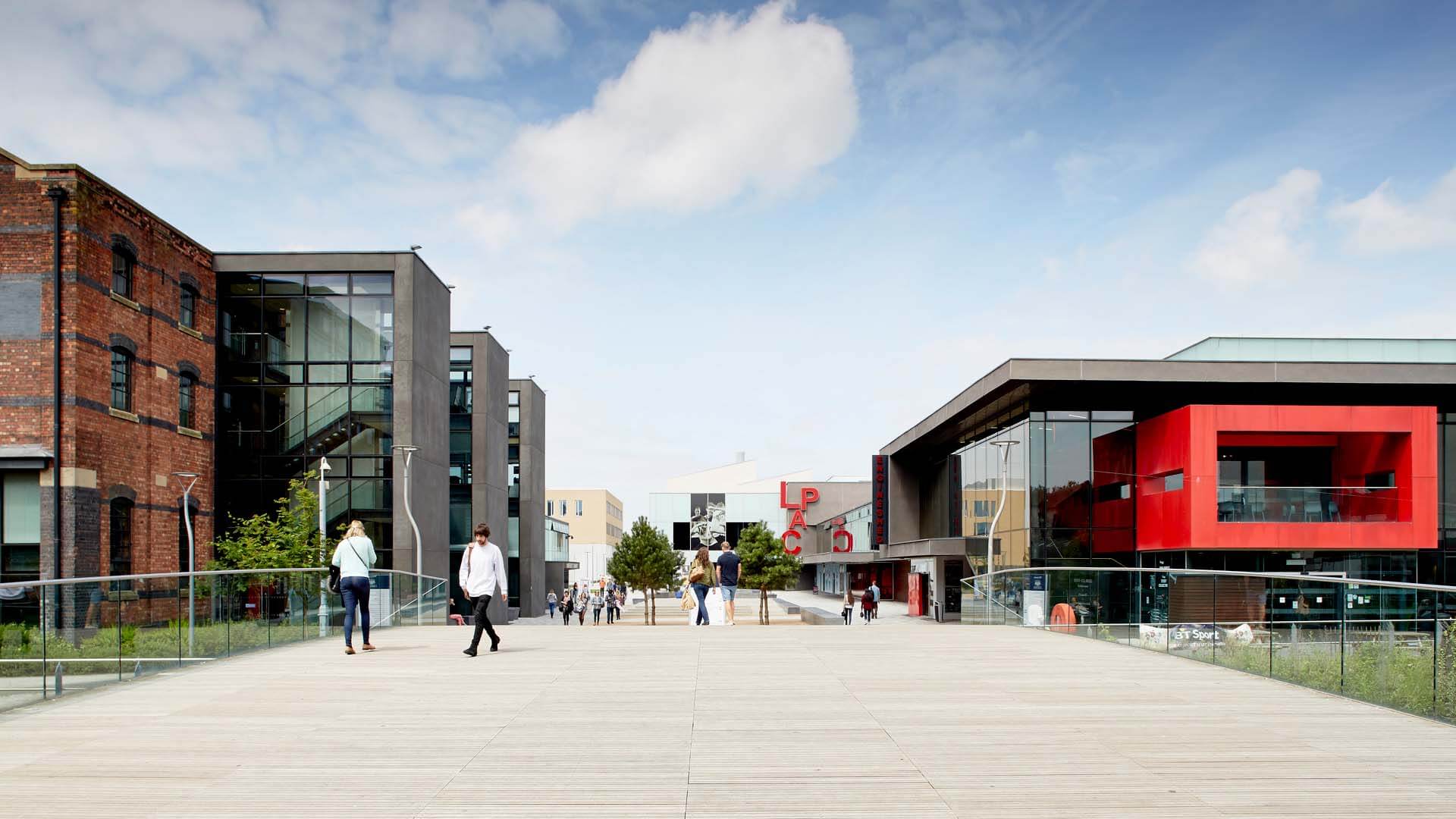 Microsoft y la Universidad de Lincoln lanza un grado de computación en la nube