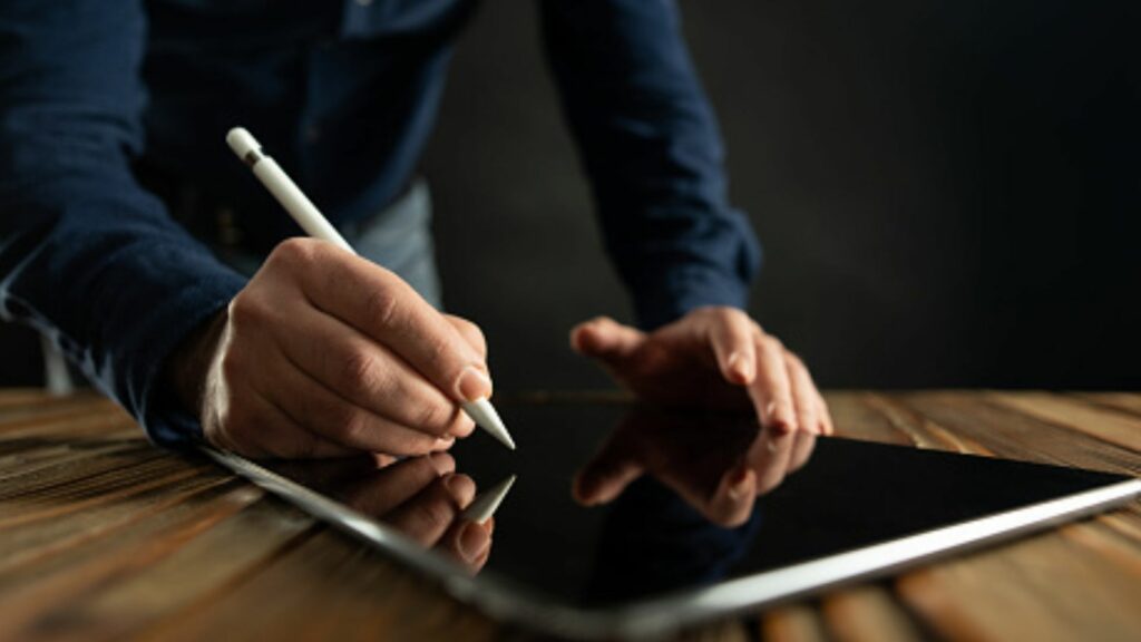 Nitro adquiere Connective, el proveedor europeo de e-sign SaaS