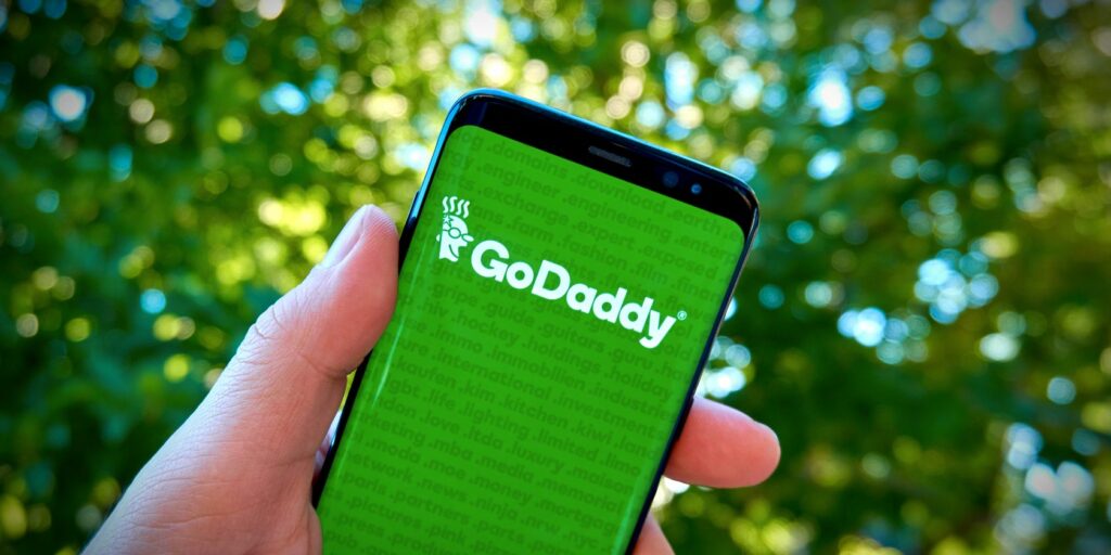 La filtración de datos de GoDaddy expone los datos de más de 1,2 millones de clientes