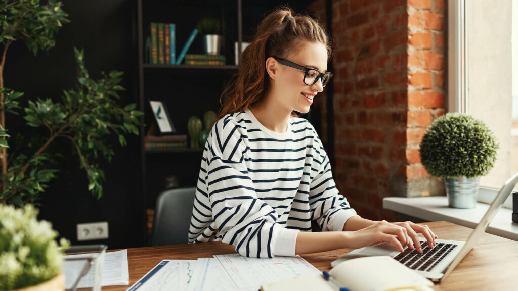 El programa "Soy extraordinaria" busca atraer a más mujeres a la tecnología