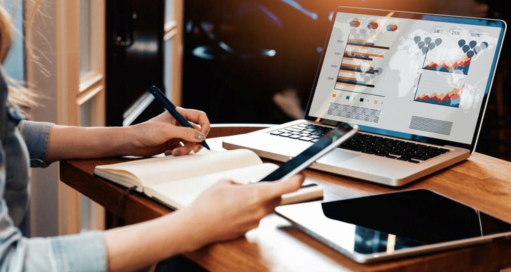 El Ministerio del Interior británico invierte más de 44 millones de libras en dispositivos de trabajo a distancia