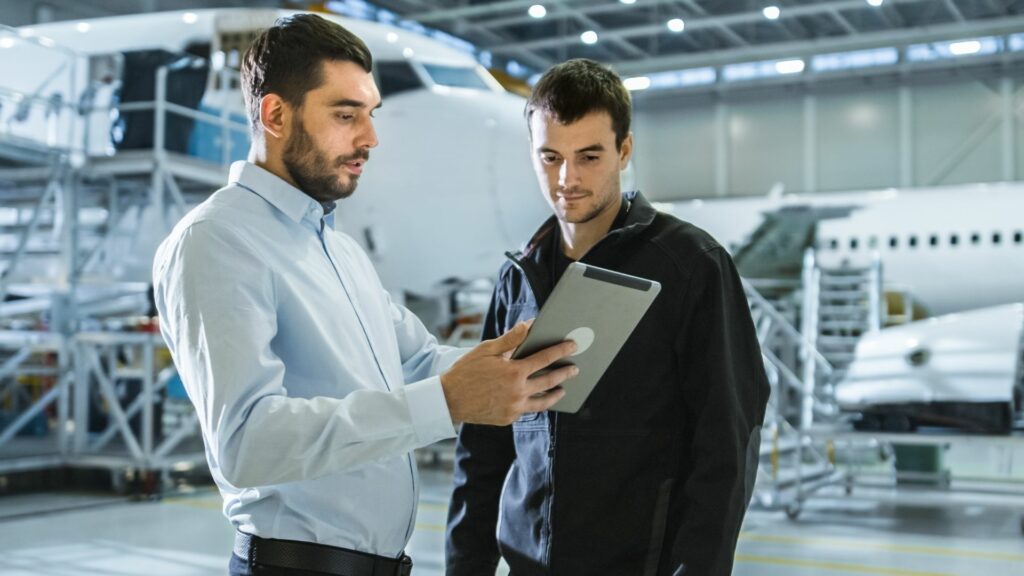 ¿Qué es un sistema GMAO de mantenimiento y qué beneficios aporta?