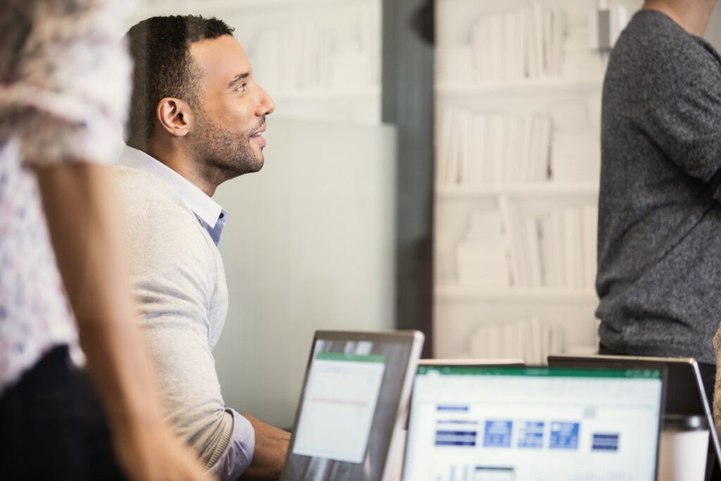 Microsoft lanza Places, que incluye navegación tipo GPS para ayudar a encontrar salas de reuniones