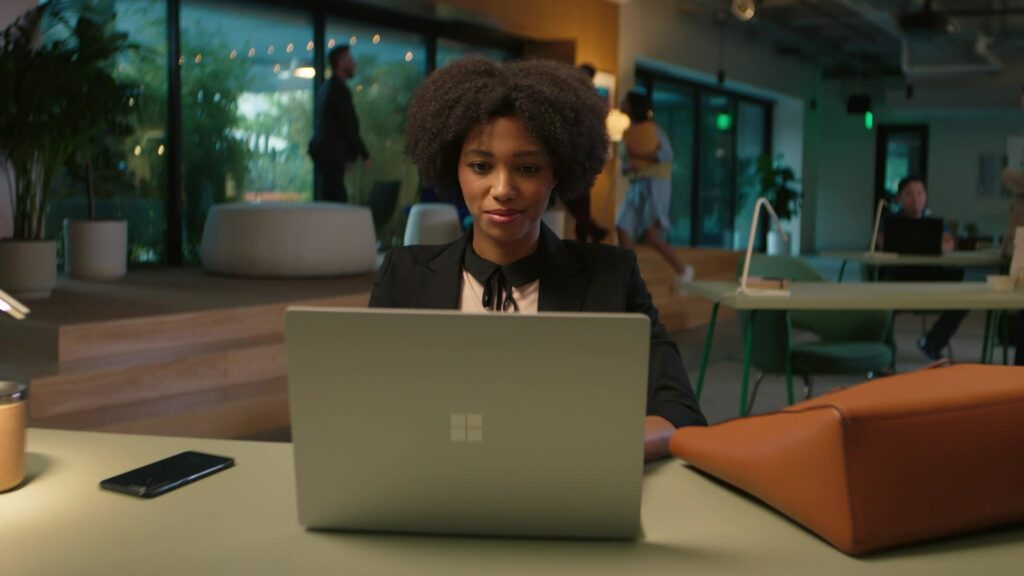 Microsoft lanza Places, que incluye navegación tipo GPS para ayudar a encontrar salas de reuniones